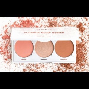 Cheek trio - blush/highlighter/bronzer